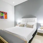 21 Bedroom Luxury Mansion In The Old City